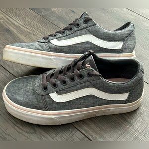VANS Off the Wall womens size 6 grey sneakers